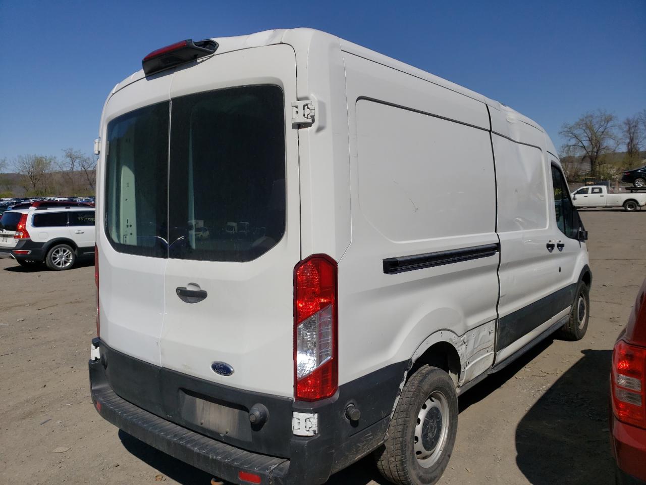 Photo 4 from auction – 2019 FORD TRANSIT T- with VIN 1FTYR2CM0KKB07561