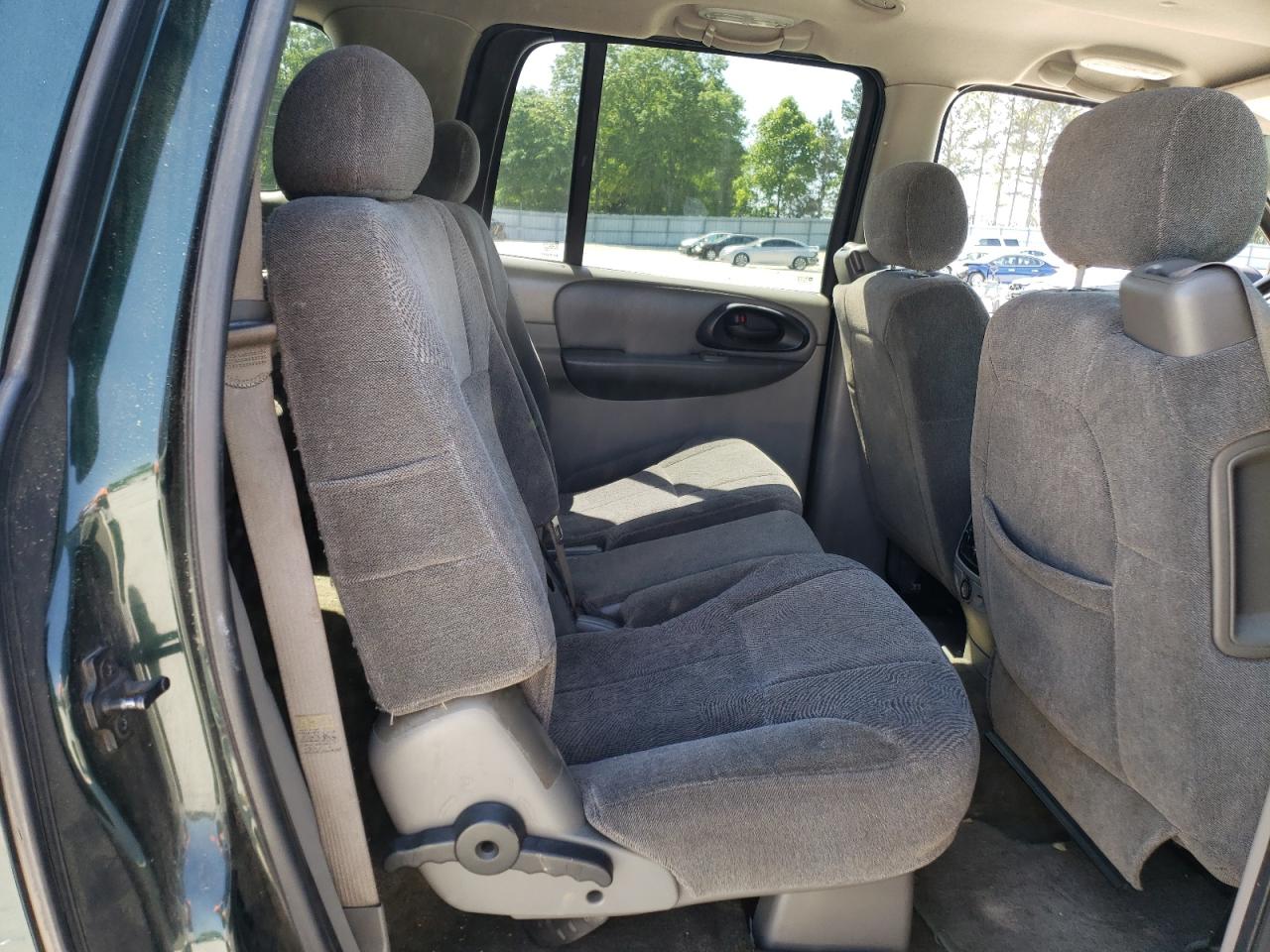Photo 6 from auction – 2004 CHEVROLET TRAILBLAZE with VIN 1GNES16S746142029