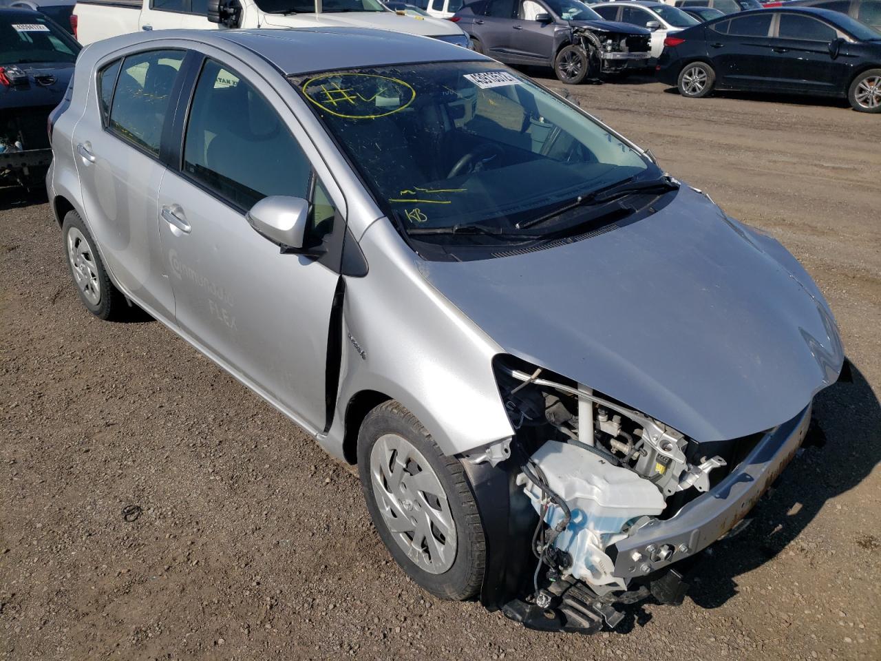 TOYOTA PRIUS C 2016 with VIN JTDKDTB31G1126443 - Photo from auction