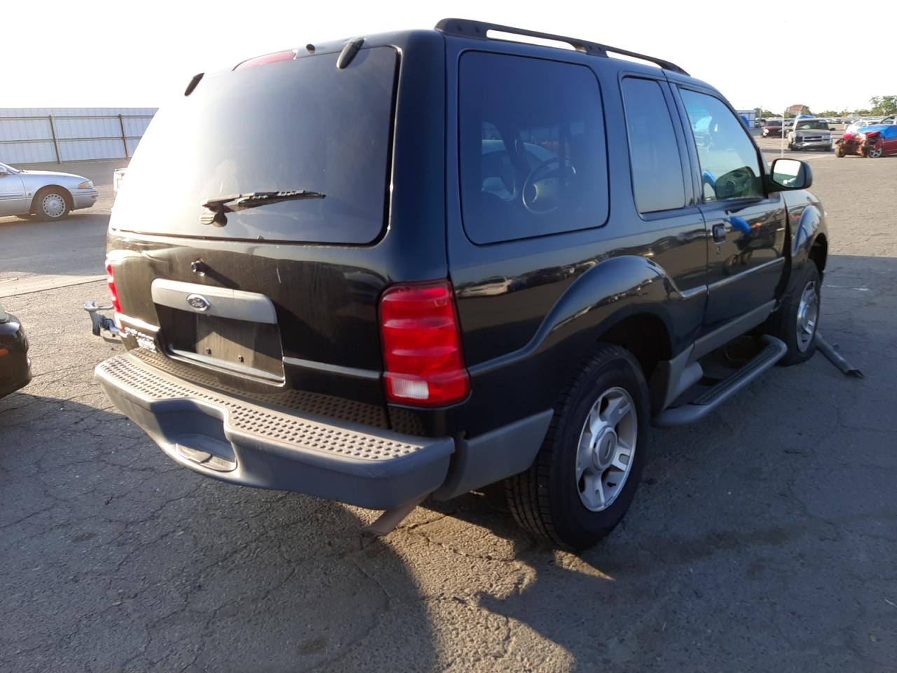 Photo 4 from auction – 2003 FORD EXPLORER S with VIN 1FMYU60EX3UB73166