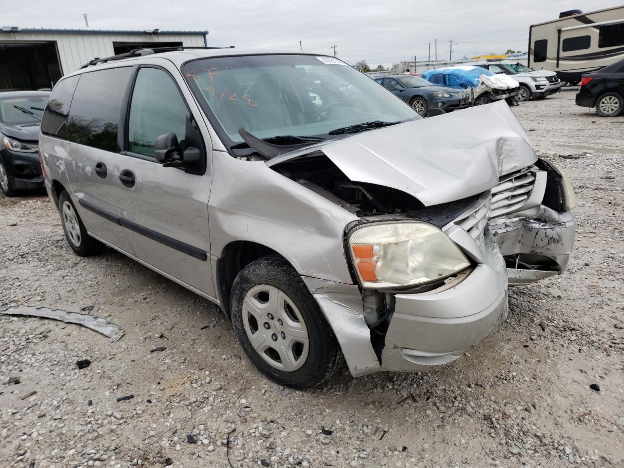 FORD FREESTAR S 2005 with VIN 2FMZA51645BA87598 - Photo from auction
