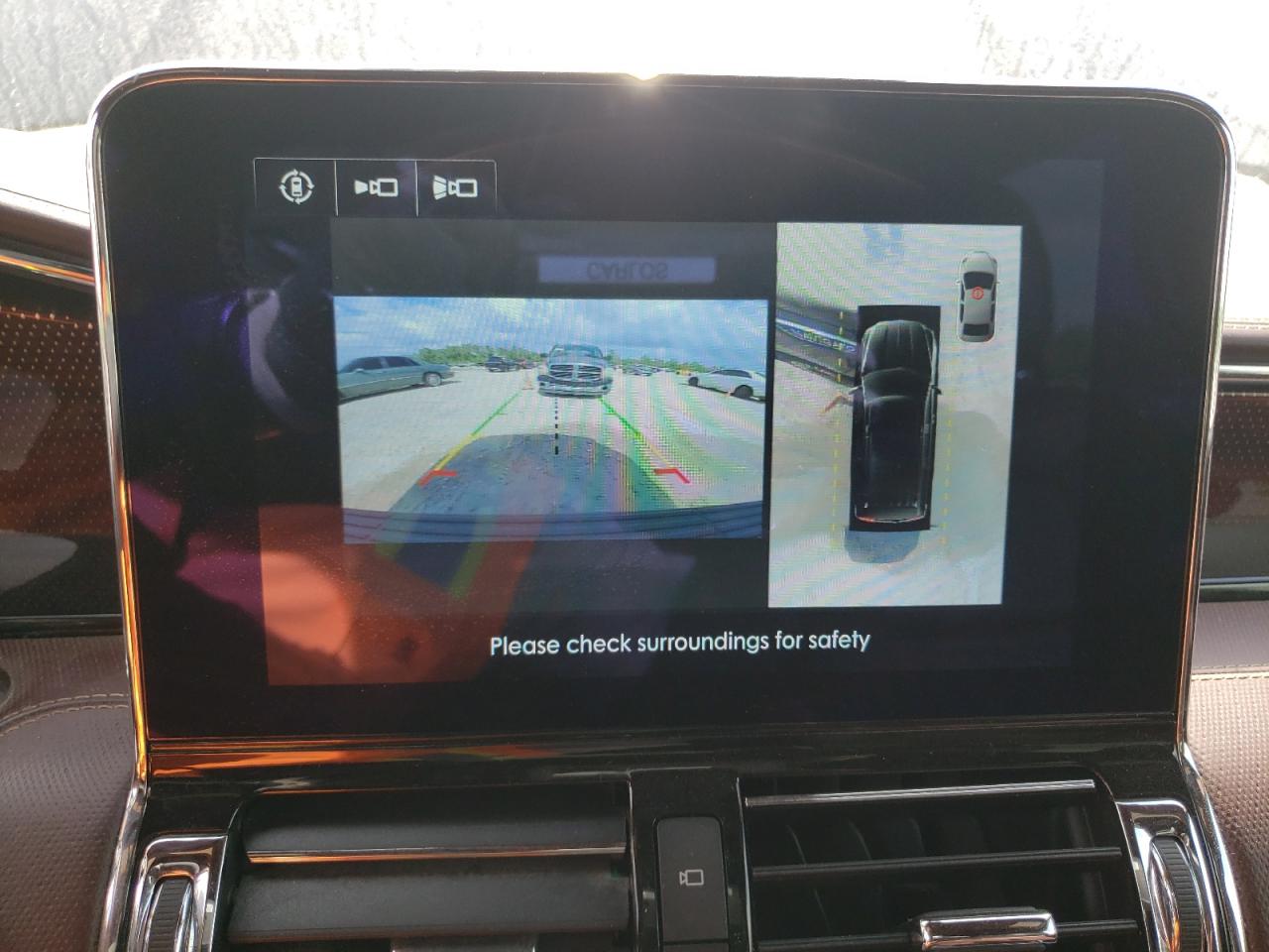 Photo 9 from auction – 2018 LINCOLN NAVIGATOR with VIN 5LMJJ3TT5JEL04060