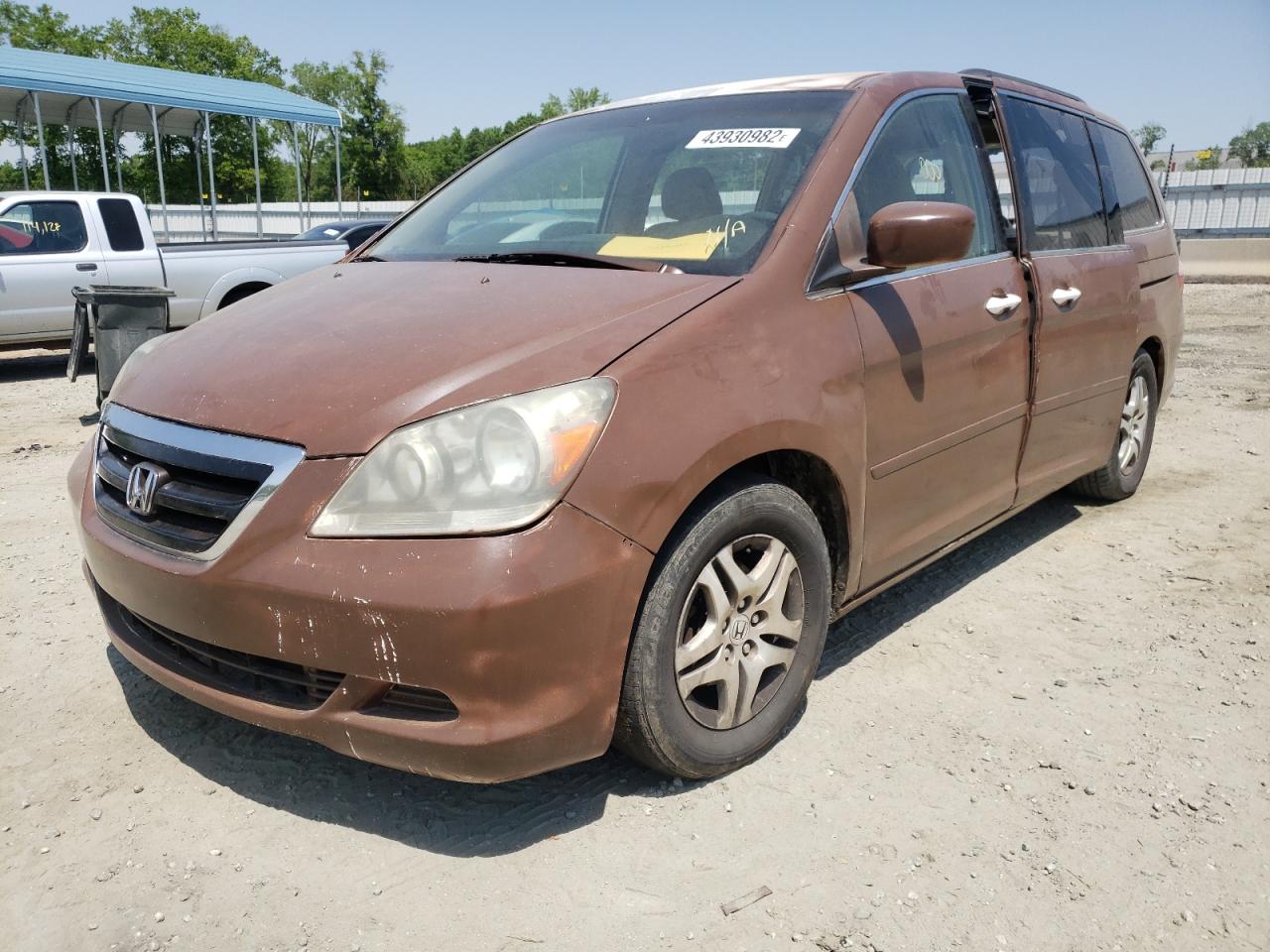 Photo 2 from auction – 2005 HONDA ODYSSEY EX with VIN 5FNRL38495B413678