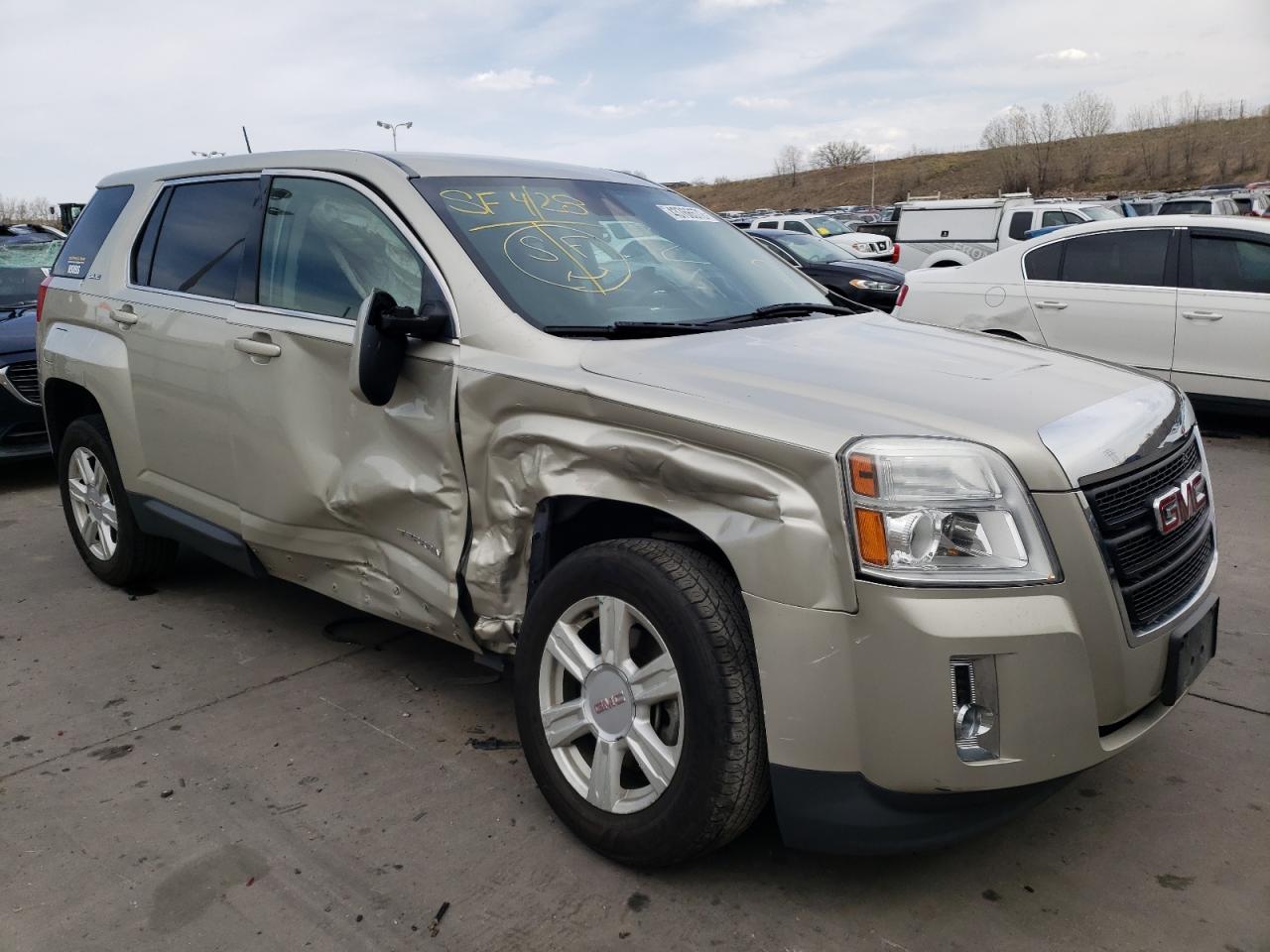 GMC TERRAIN SL 2015 with VIN 2GKFLVEK7F6308070 - Photo from auction
