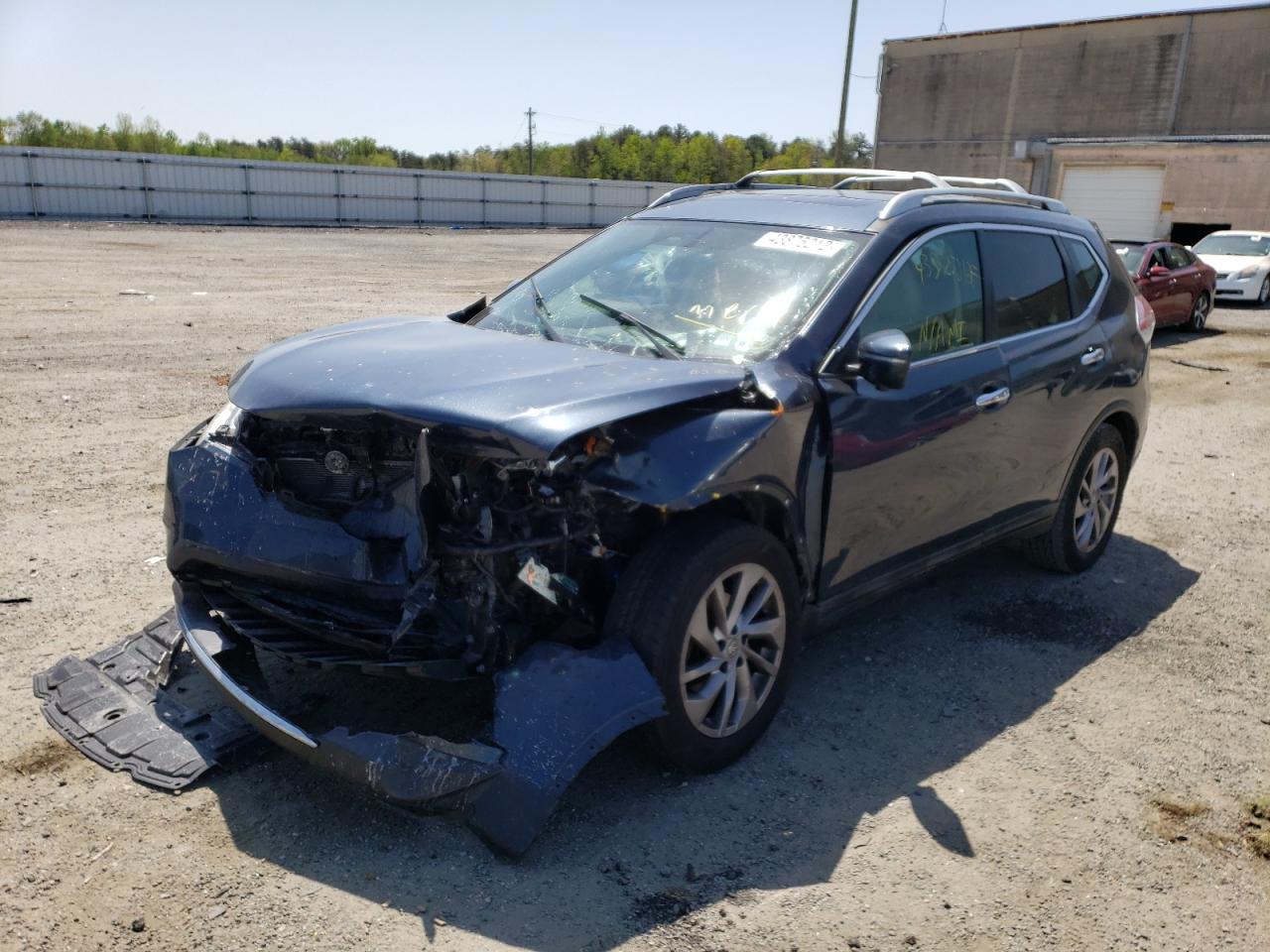 Photo 2 from auction – 2015 NISSAN ROGUE SL with VIN 5N1AT2MT6FC821876