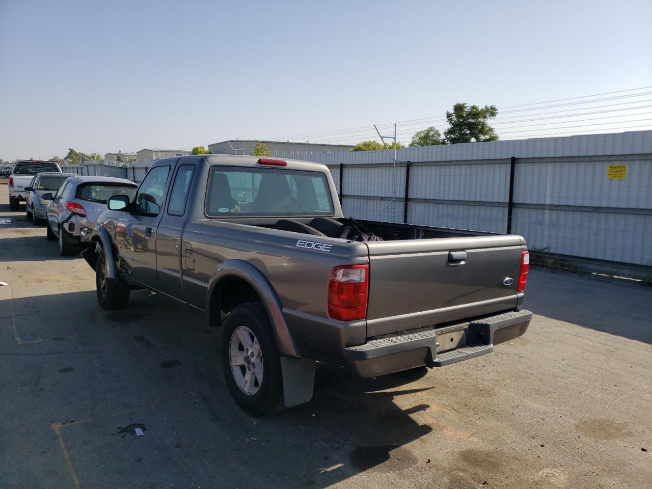 Photo 3 from auction – 2005 FORD RANGER SUP with VIN 1FTYR14U25PA09115