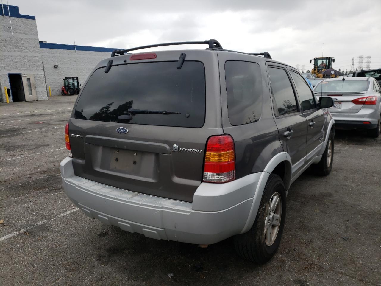 Photo 4 from auction – 2006 FORD ESCAPE HEV with VIN 1FMCU96H96KC36190
