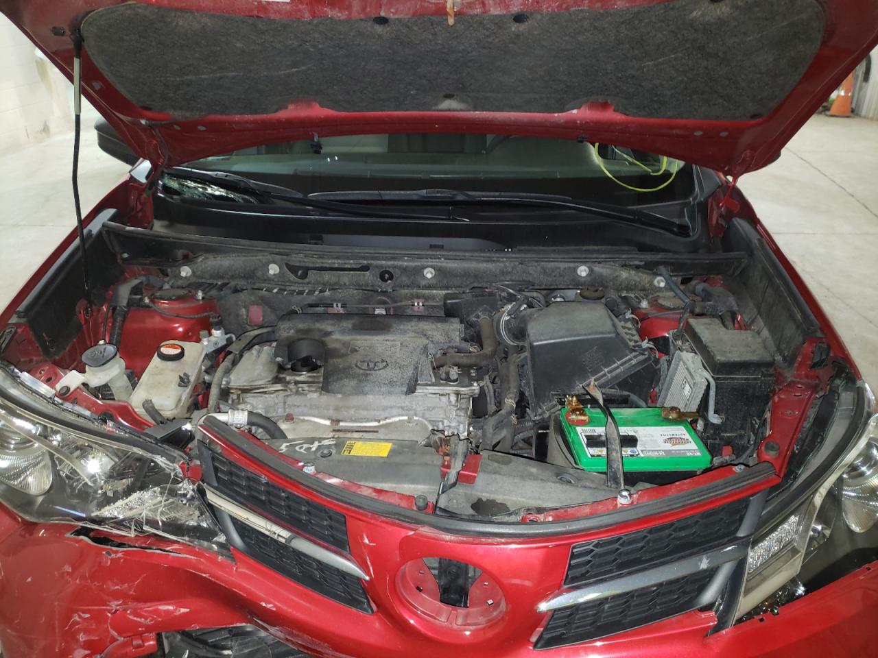 Photo 7 from auction – 2014 TOYOTA RAV4 LE with VIN JTMBFREV4EJ006837