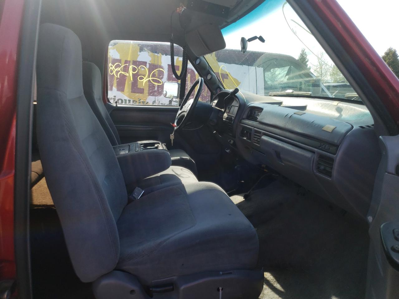 Photo 5 from auction – 1997 FORD F250 with VIN 1FTHX26F4VEC83129