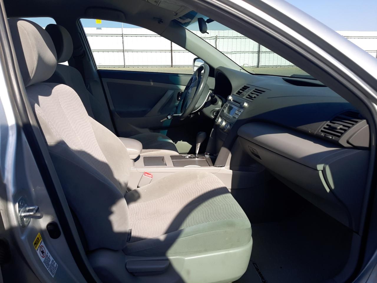 Photo 5 from auction – 2010 TOYOTA CAMRY BASE with VIN 4T4BF3EKXAR024191