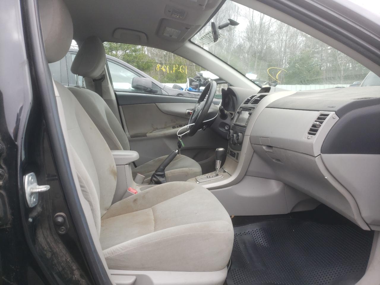 Photo 5 from auction – 2013 TOYOTA COROLLA LE with VIN 2T1BU4EE2DC931328
