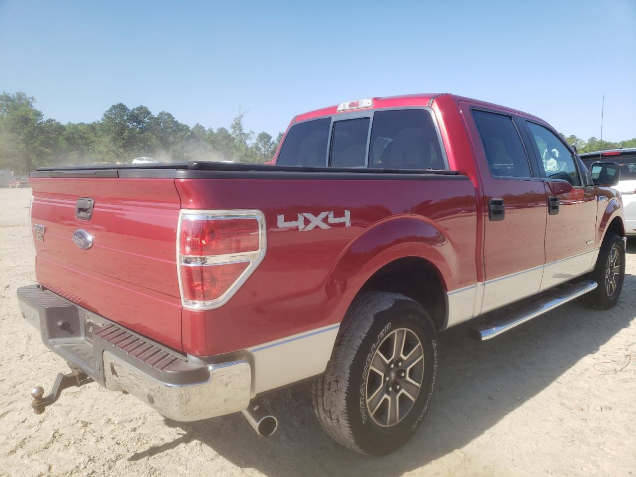 Photo 4 from auction – 2011 FORD F150 SUPER with VIN 1FTFW1ET5BFB39655