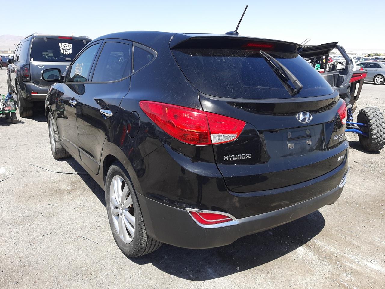 Photo 3 from auction – 2012 HYUNDAI TUCSON GLS with VIN KM8JUCAC4CU477753