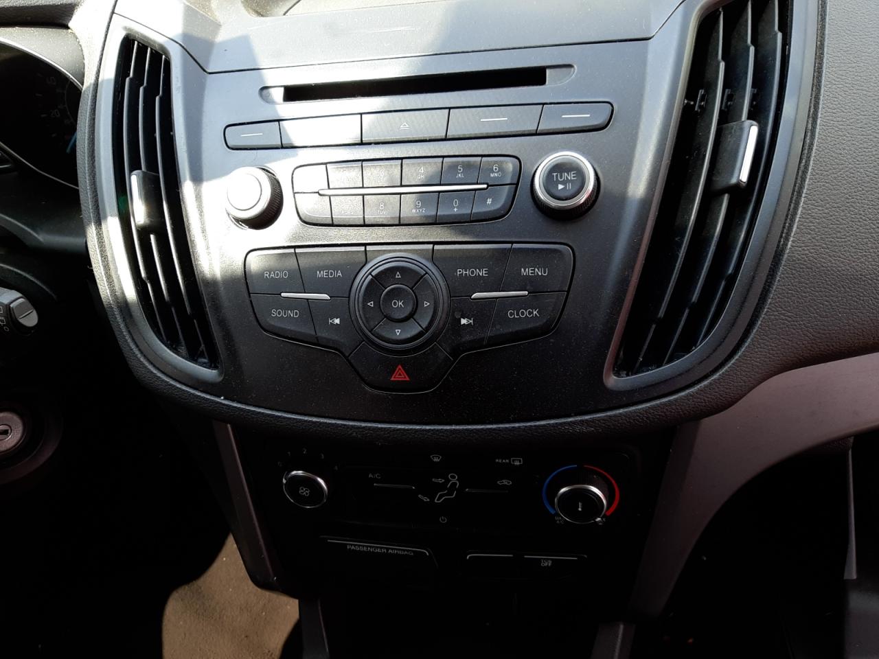 Photo 9 from auction – 2018 FORD ESCAPE S with VIN 1FMCU0F76JUA23942