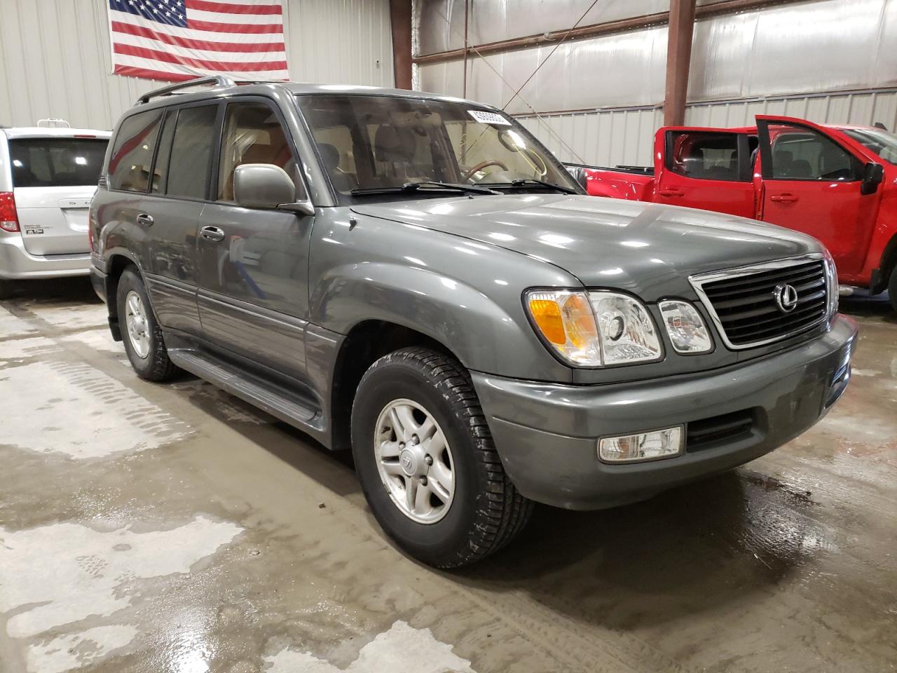 LEXUS LX 470 2000 with VIN JT6HT00W9Y0110403 - Photo from auction