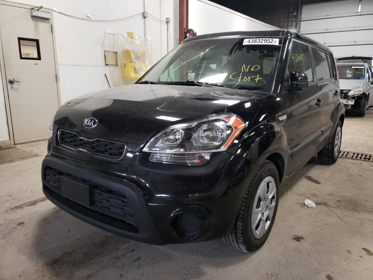 Photo 2 from auction – 2013 KIA SOUL with VIN KNDJT2A59D7486869
