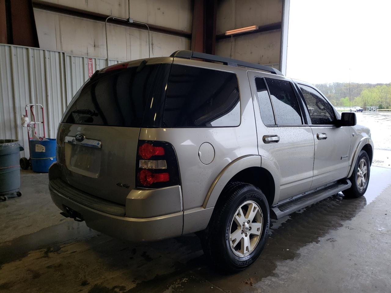 Photo 4 from auction – 2008 FORD EXPLORER X with VIN 1FMEU73818UA64827