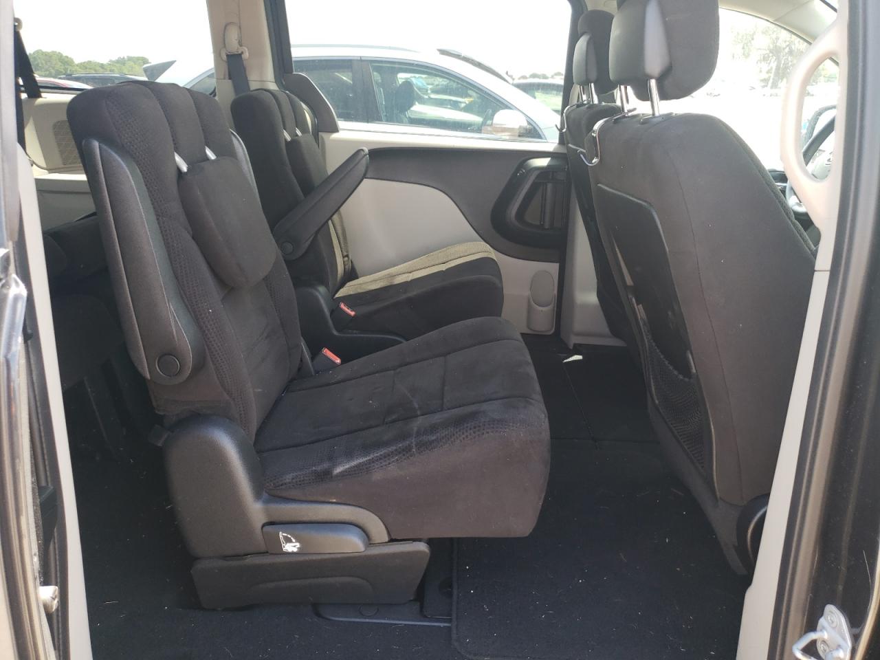 Photo 6 from auction – 2012 DODGE GRAND CARA with VIN 2C4RDGBG4CR398290