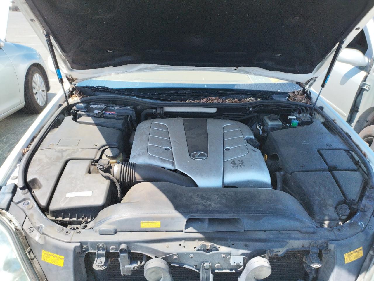 Photo 7 from auction – 2004 LEXUS LS 430 with VIN JTHBN36F040166613
