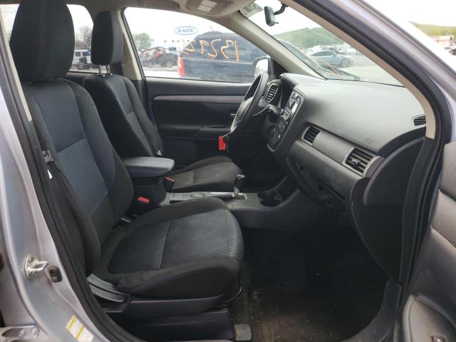 Photo 5 from auction – 2014 MITSUBISHI OUTLANDER with VIN JA4AD2A3XEZ010691