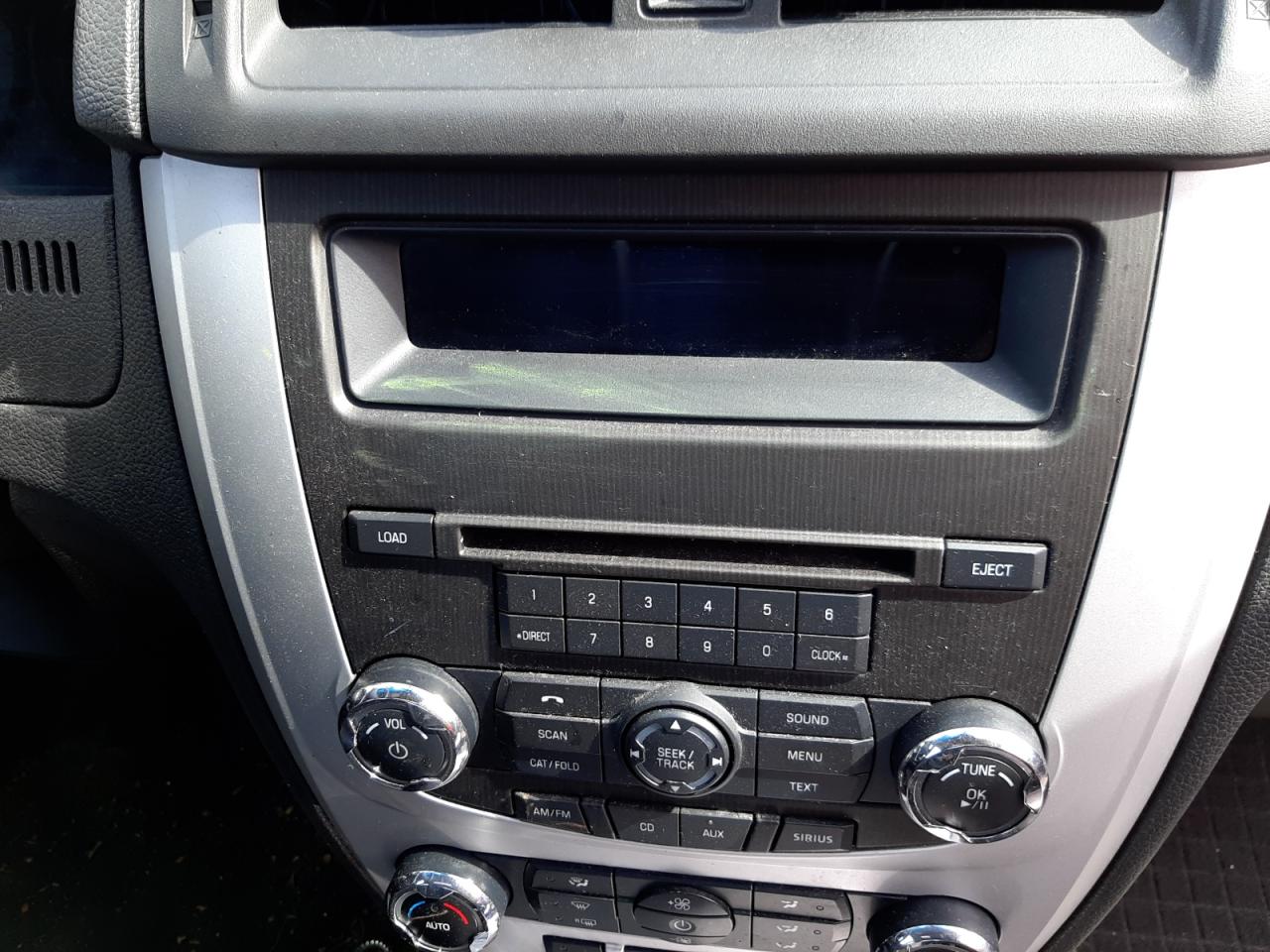Photo 9 from auction – 2010 MERCURY MILAN PREM with VIN 3MEHM0JA2AR615728