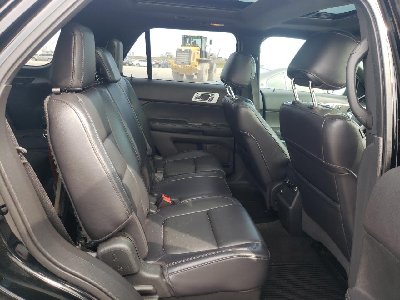 Photo 6 from auction – 2011 FORD EXPLORER X with VIN 1FMHK7D80BGA92206