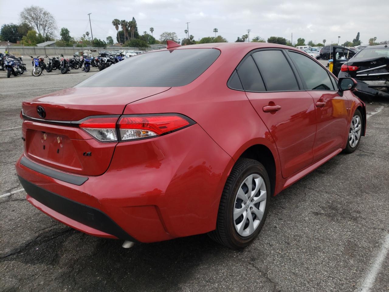 Photo 4 from auction – 2021 TOYOTA COROLLA LE with VIN JTDEPMAE1MJ154896