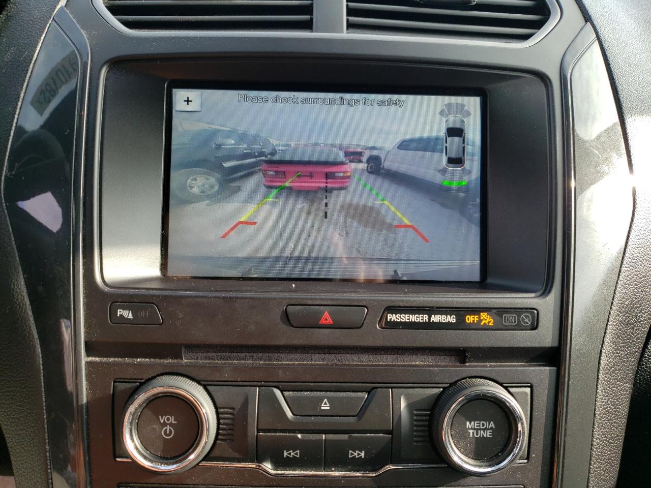 Photo 9 from auction – 2018 FORD EXPLORER X with VIN 1FM5K7D80JGA03431