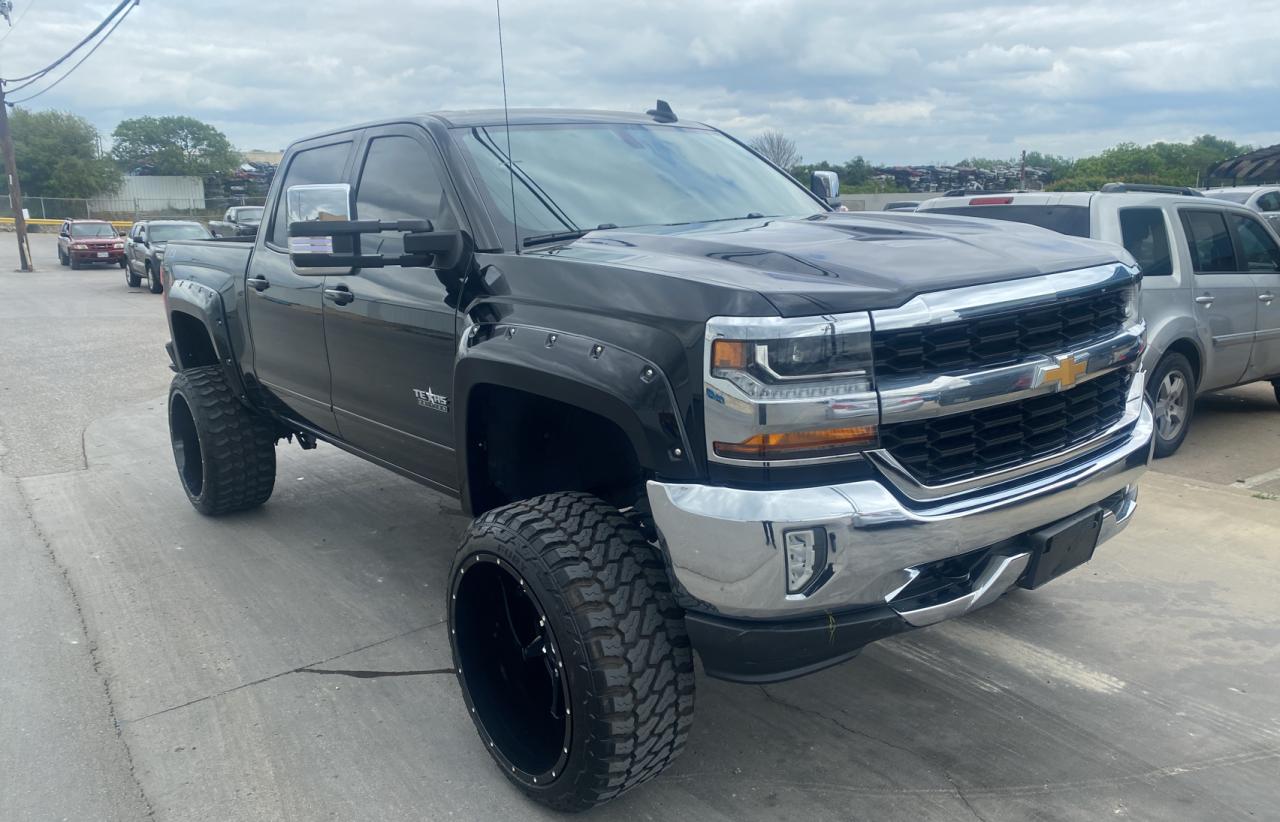 CHEVROLET SILVERADO 2018 with VIN 3GCUKREC5JG587361 - Photo from auction