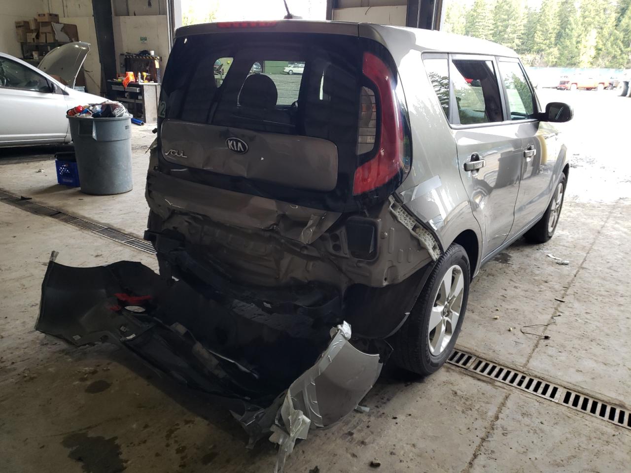 Photo 4 from auction – 2019 KIA SOUL with VIN KNDJN2A28K7654658