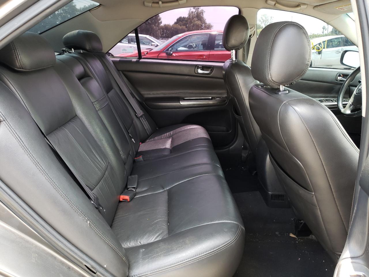 Photo 6 from auction – 2003 TOYOTA CAMRY LE with VIN 4T1BE32K43U729587