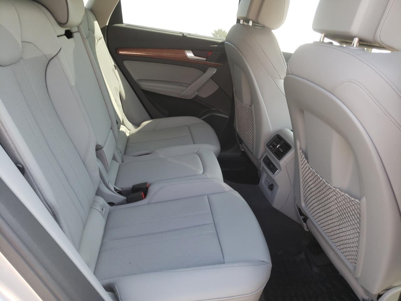 Photo 6 from auction – 2021 AUDI Q5 PREMIUM with VIN WA1BAAFY3M2053661