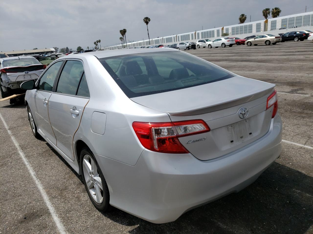 Photo 3 from auction – 2013 TOYOTA CAMRY L with VIN 4T1BF1FK3DU232933