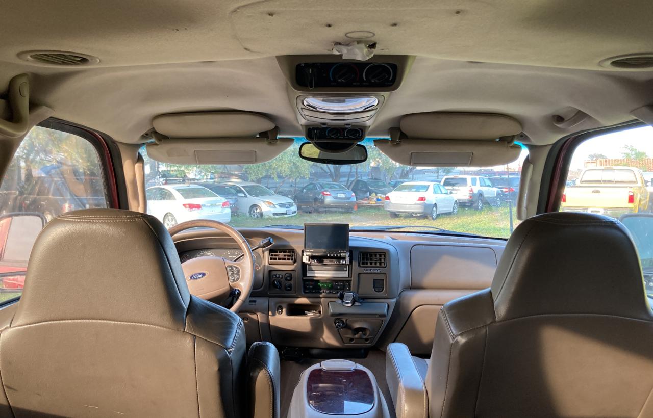 Photo 9 from auction – 2004 FORD EXCURSION with VIN 1FMSU45P24EC92636