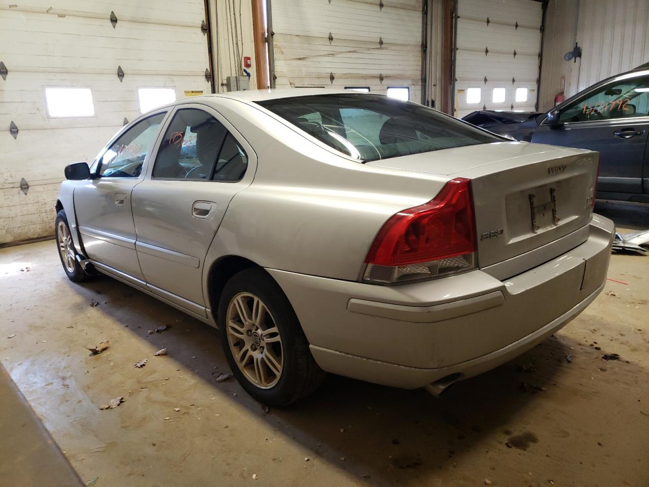Photo 3 from auction – 2006 VOLVO S60 2.5T with VIN YV1RH592562501183
