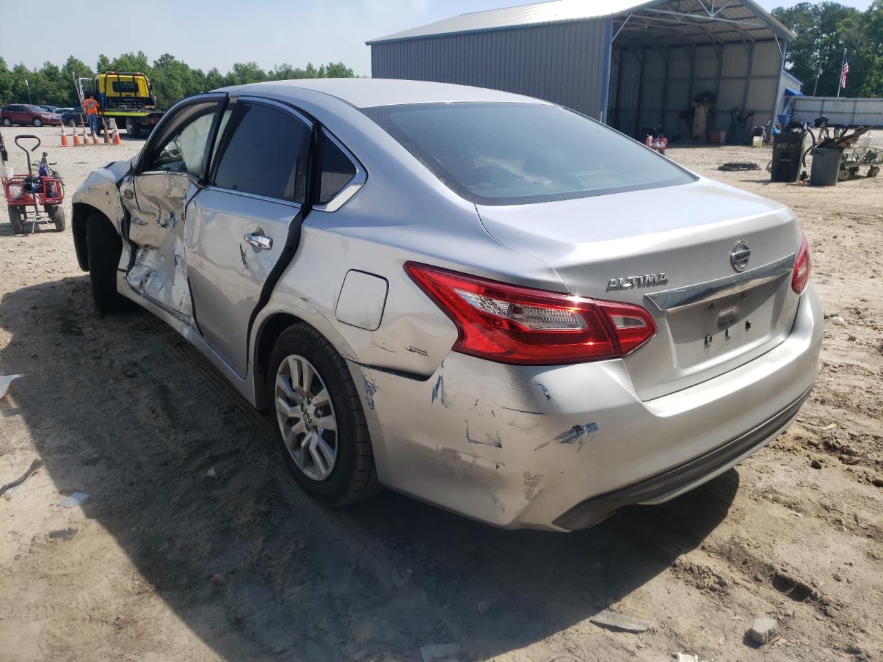 Photo 3 from auction – 2016 NISSAN ALTIMA 2.5 with VIN 1N4AL3AP2GC154085