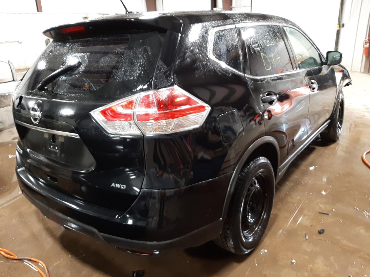 Photo 4 from auction – 2016 NISSAN ROGUE S with VIN KNMAT2MV9GP684156