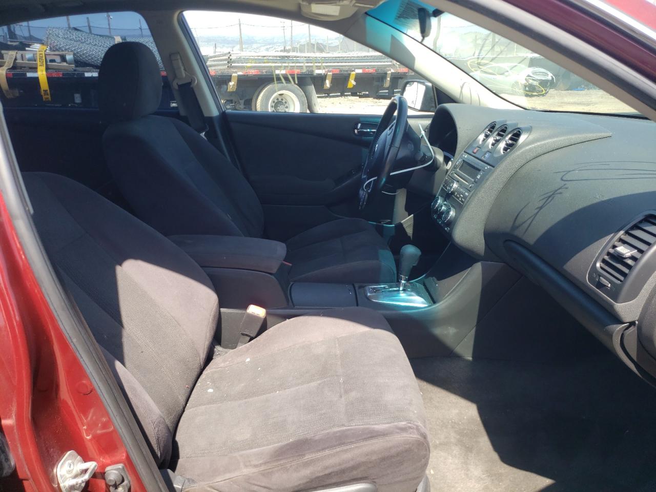 Photo 5 from auction – 2011 NISSAN ALTIMA SR with VIN 1N4BL2AP4BN498822