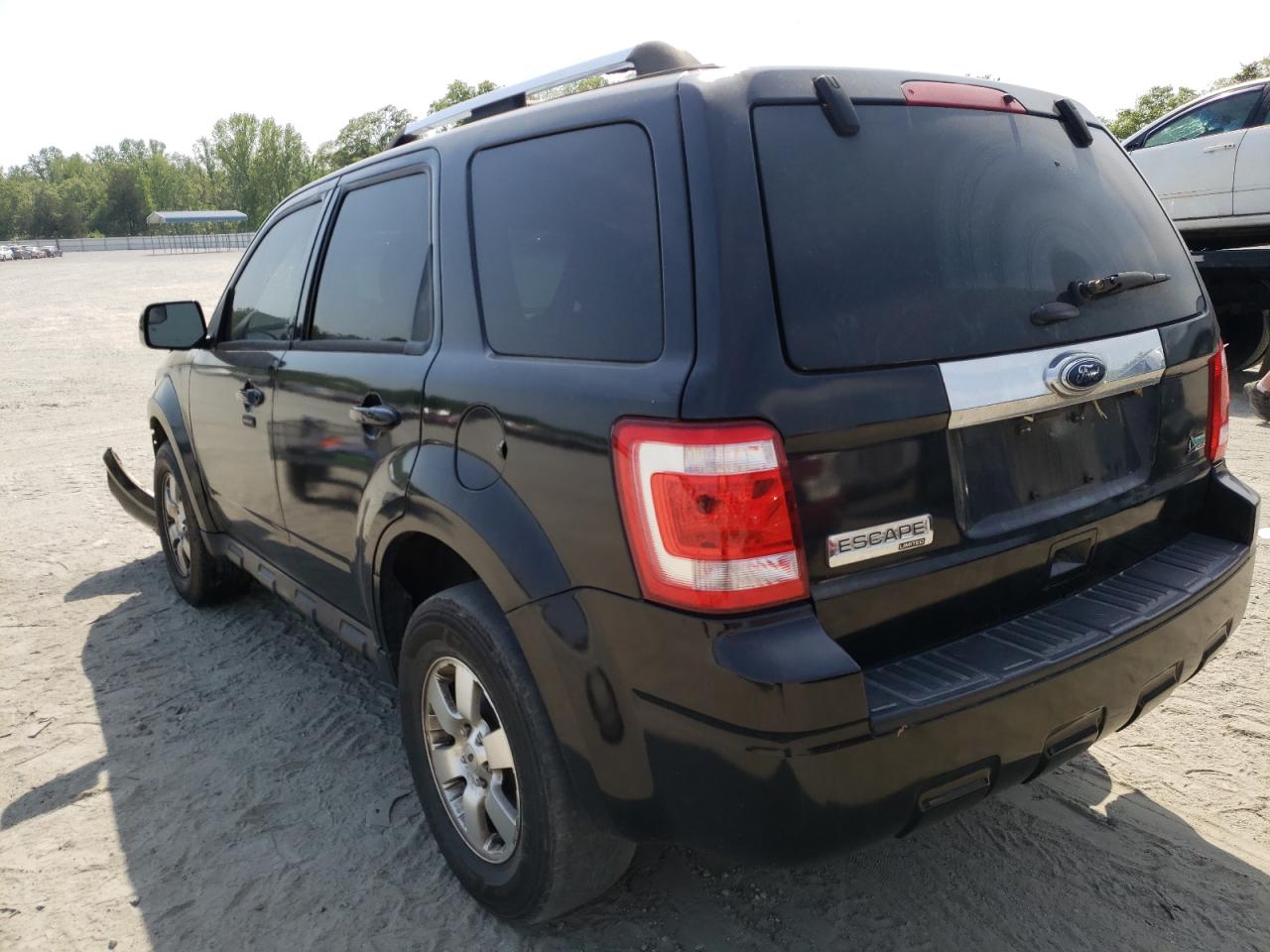Photo 3 from auction – 2012 FORD ESCAPE LIM with VIN 1FMCU0EG6CKA16991