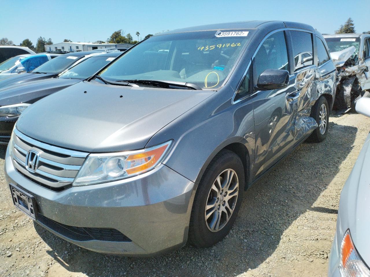 Photo 2 from auction – 2012 HONDA ODYSSEY EX with VIN 5FNRL5H60CB037317