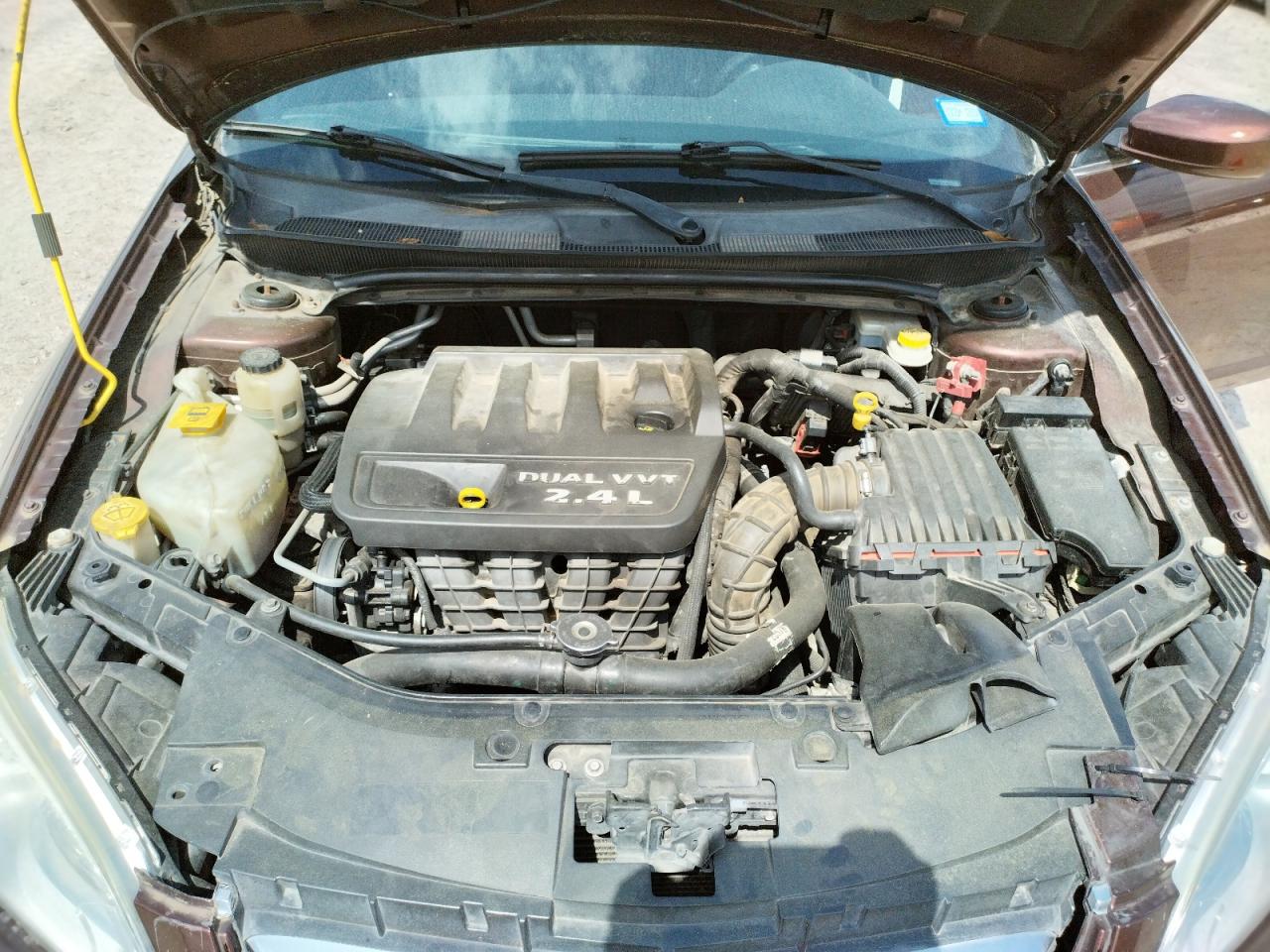 Photo 7 from auction – 2013 CHRYSLER 200 LX with VIN 1C3CCBAB8DN686012