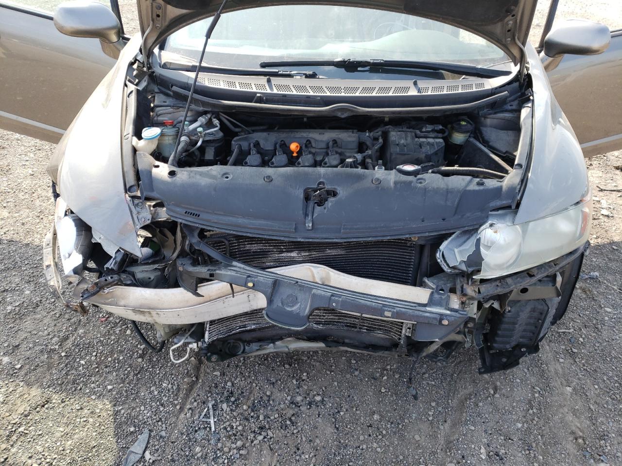 Photo 7 from auction – 2006 HONDA CIVIC EX with VIN 1HGFA168X6L090907