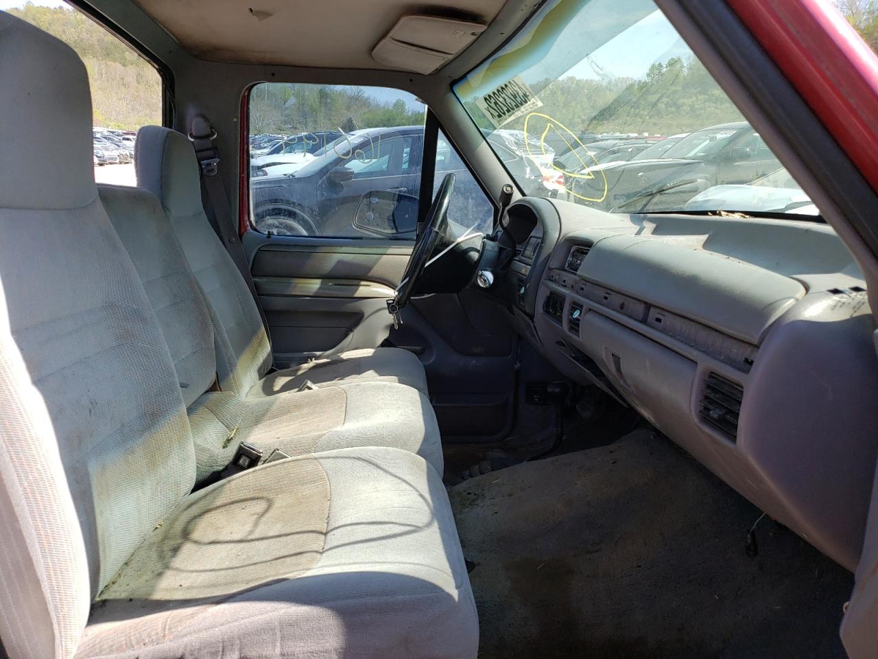Photo 5 from auction – 1995 FORD F150 with VIN 1FTEF14H3SLC13617