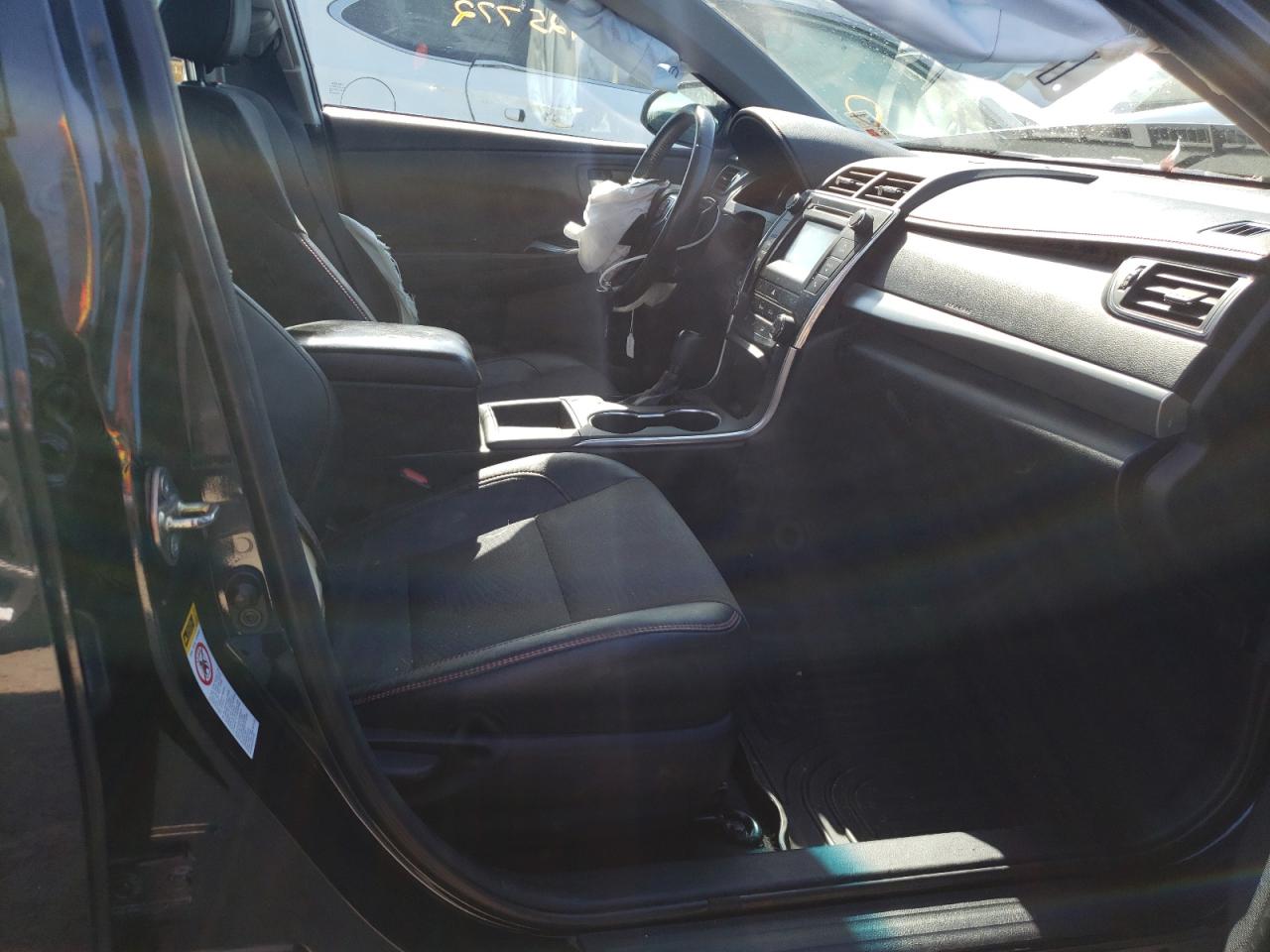 Photo 5 from auction – 2017 TOYOTA CAMRY LE with VIN 4T1BF1FK7HU274088
