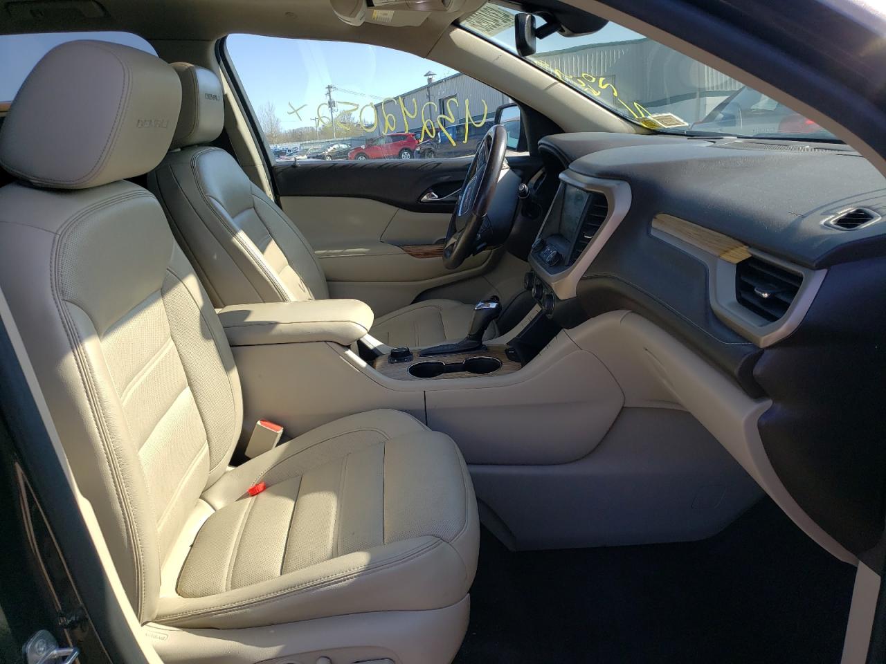 Photo 5 from auction – 2017 GMC ACADIA DEN with VIN 1GKKNXLS5HZ185349