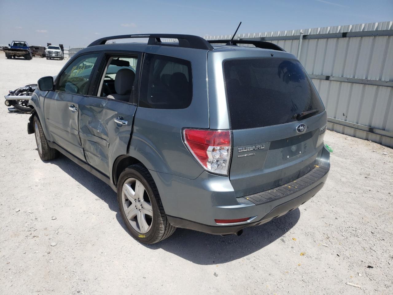 Photo 3 from auction – 2010 SUBARU FORESTER 2 with VIN JF2SH6CC7AH794459