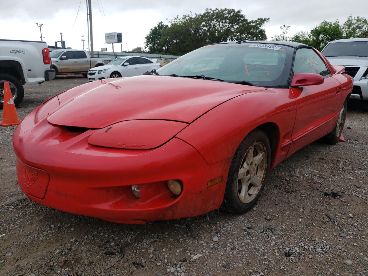 Photo 15 from auction – 1999 PONTIAC FIREBIRD with VIN 2G2FS22K3X2228263