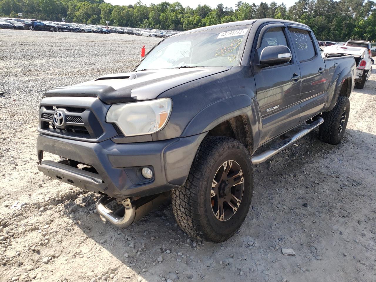 Photo 2 from auction – 2012 TOYOTA TACOMA DOU with VIN 3TMKU4HN4CM033704