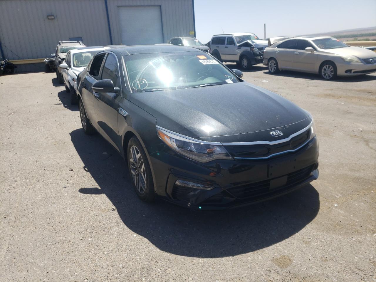 KIA OPTIMA HYB 2020 with VIN KNAGU4LE6L5041867 - Photo from auction