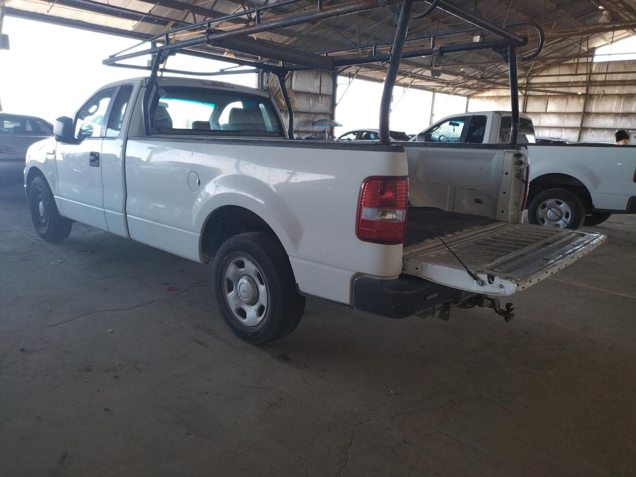 Photo 3 from auction – 2008 FORD F150 with VIN 1FTRF12278KB22915